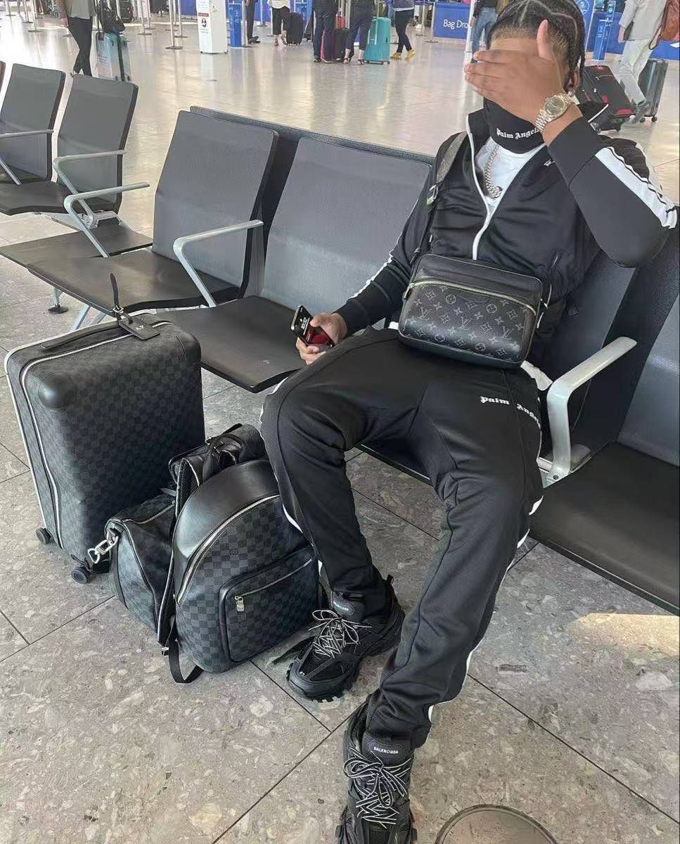 Louis Vuitton Taigarama