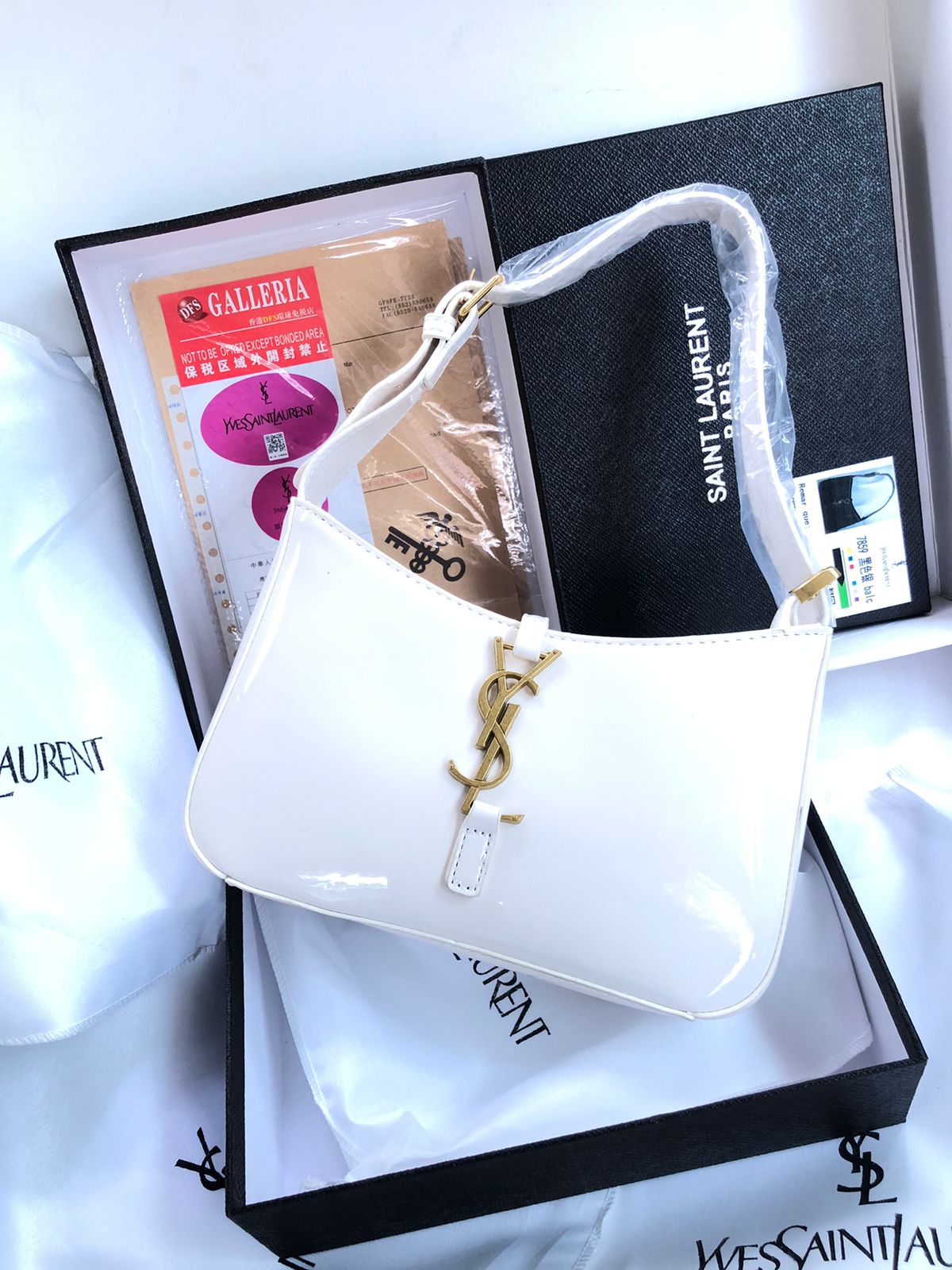 Saint Laurent Shoulder Bag