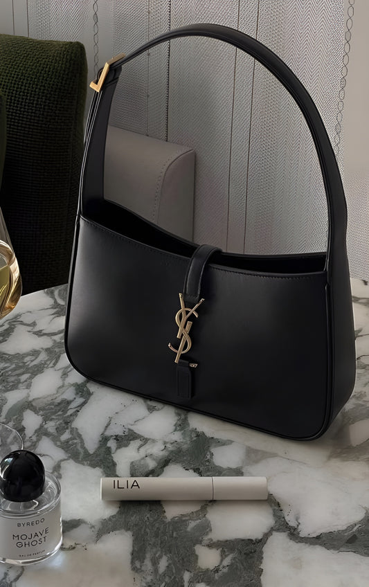 Saint Laurent Shoulder Bags