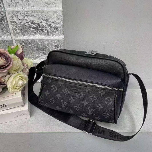 Louis Vuitton Taigarama